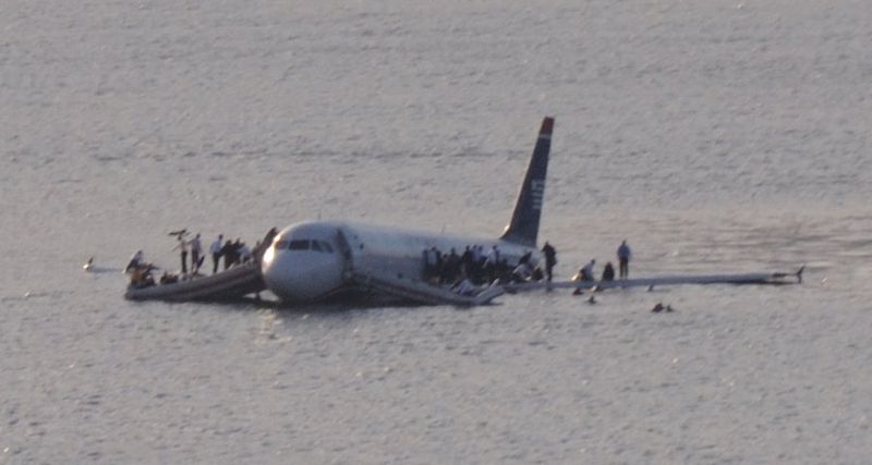Airplane crash Hudson river